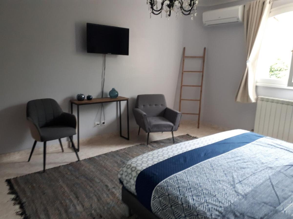 La Villa Des Ames Liees Draguignan Exteriér fotografie