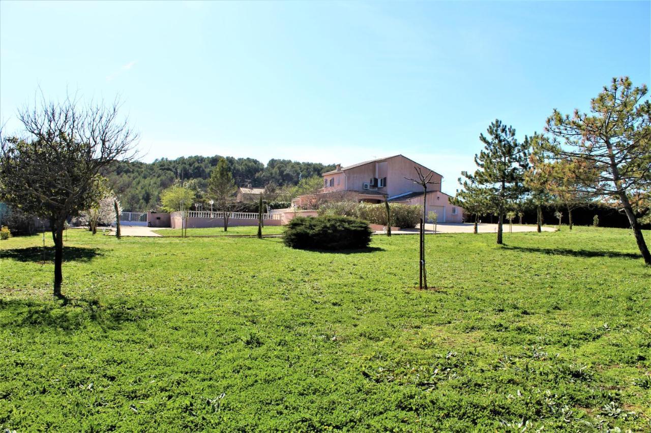 La Villa Des Ames Liees Draguignan Exteriér fotografie